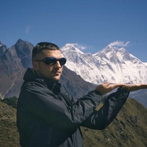 Meet your Posher, Anton